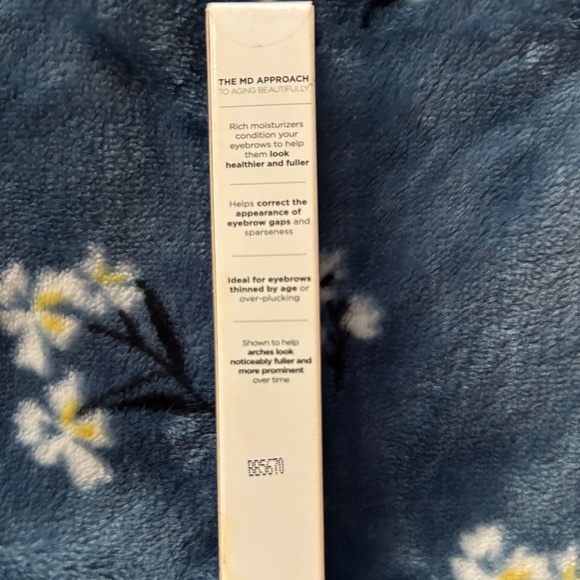 Beverly Hills MD Thick + Full Brow Enhancing Serum - Picture 2 of 3